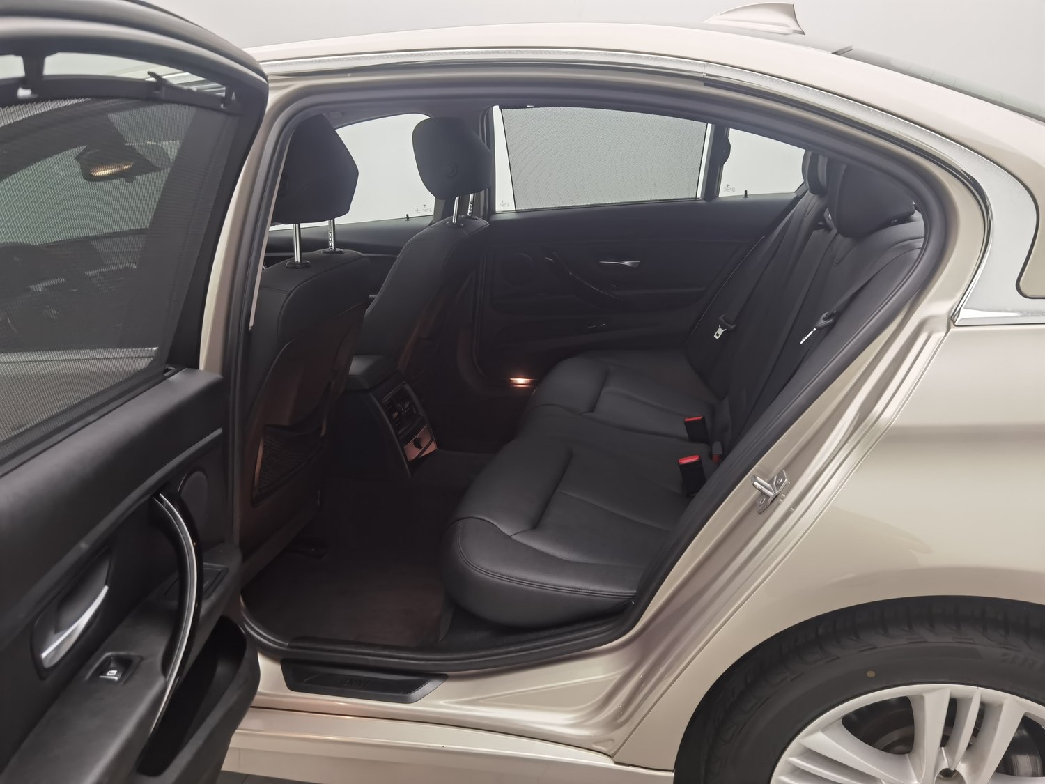 Used BMW 3 Series 2016 2.0 AT