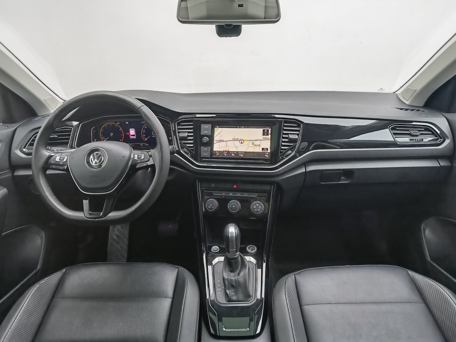Used Volkswagen T-Roc 2020 1.4 AT