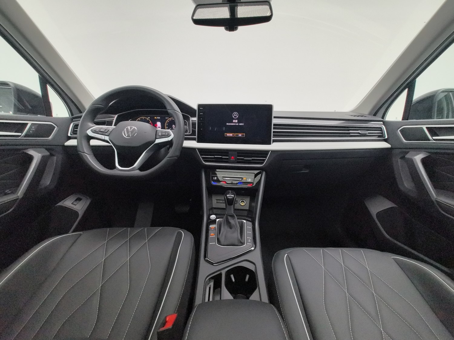 Used Volkswagen Tiguan L 2024 1.5 AT