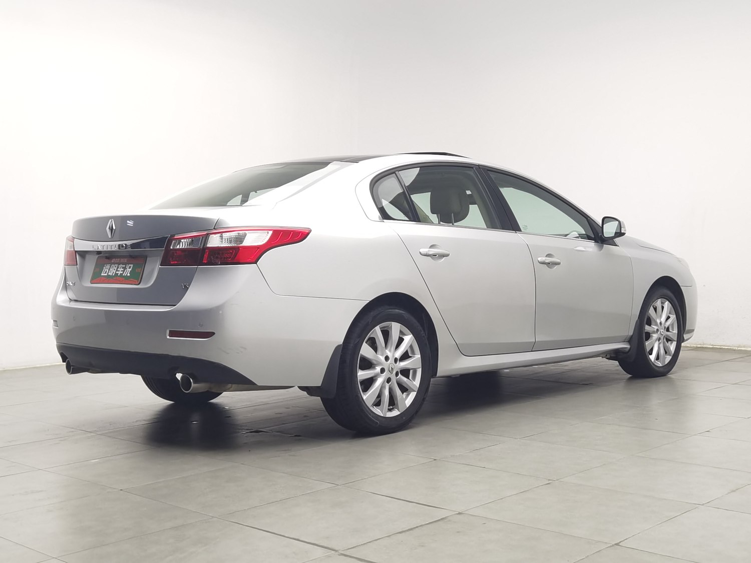 Used Renault Latitude 2011 2.5 AT