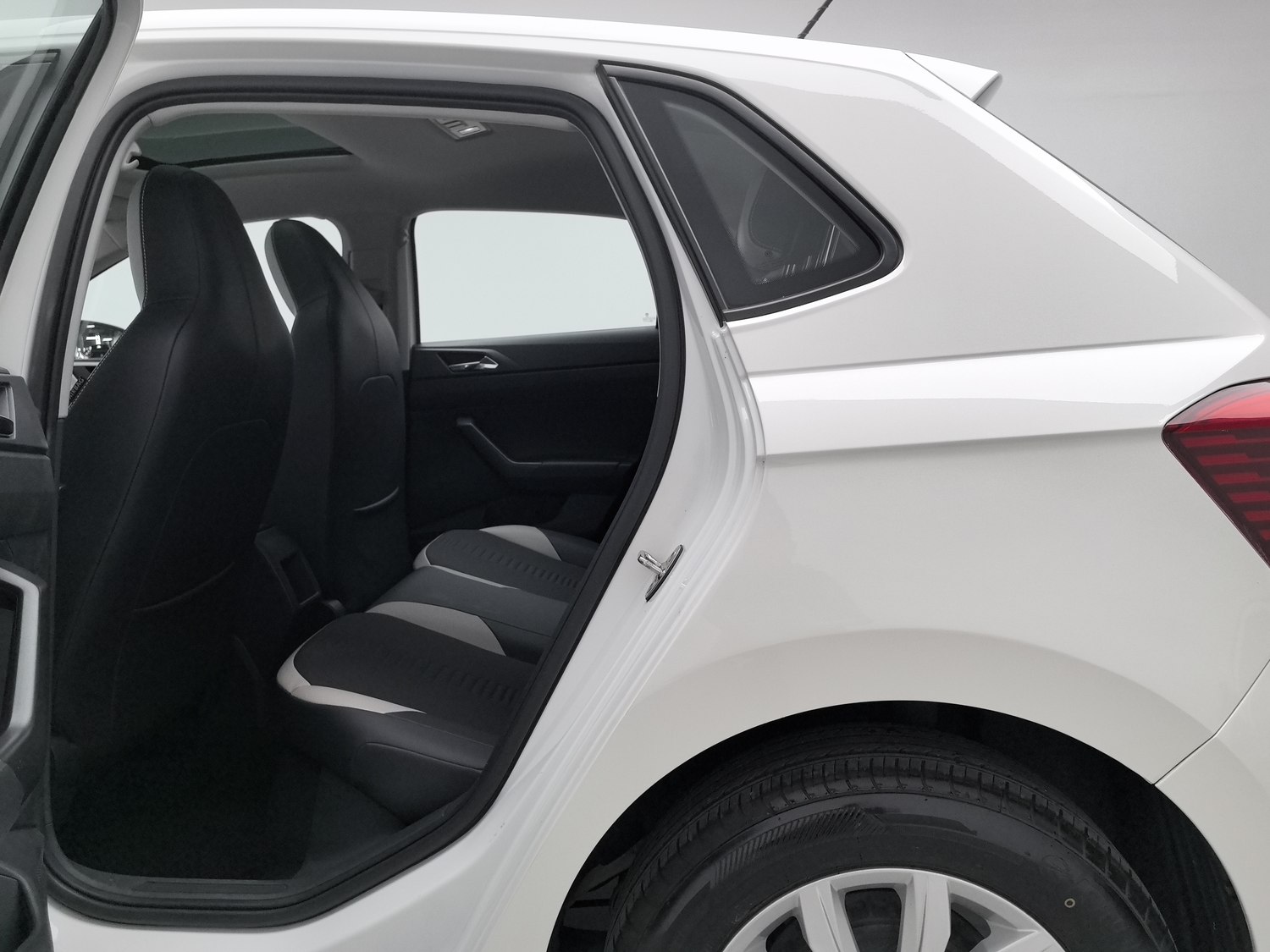 Used Volkswagen Polo 2019 1.5 AT