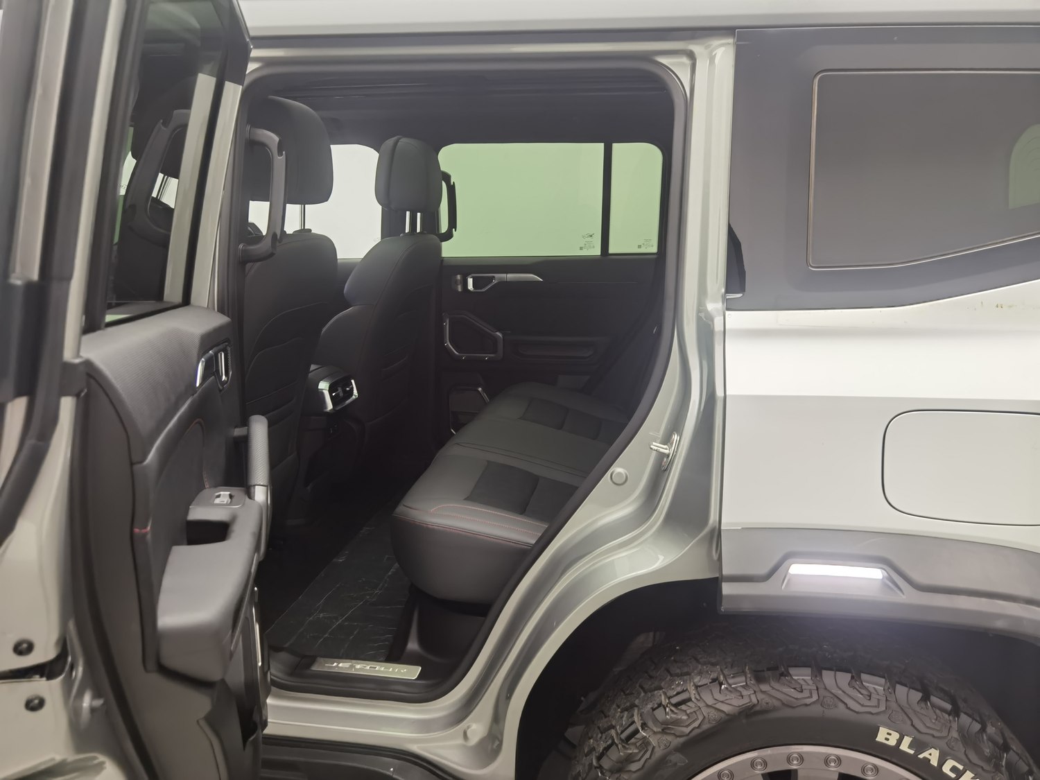 Used Jetour Traveler 2024 2.0 AT