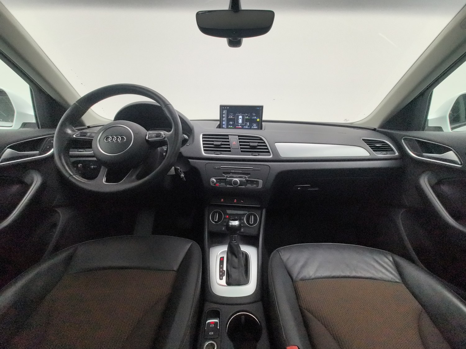 Used Audi Q3 2016 2.0 AT