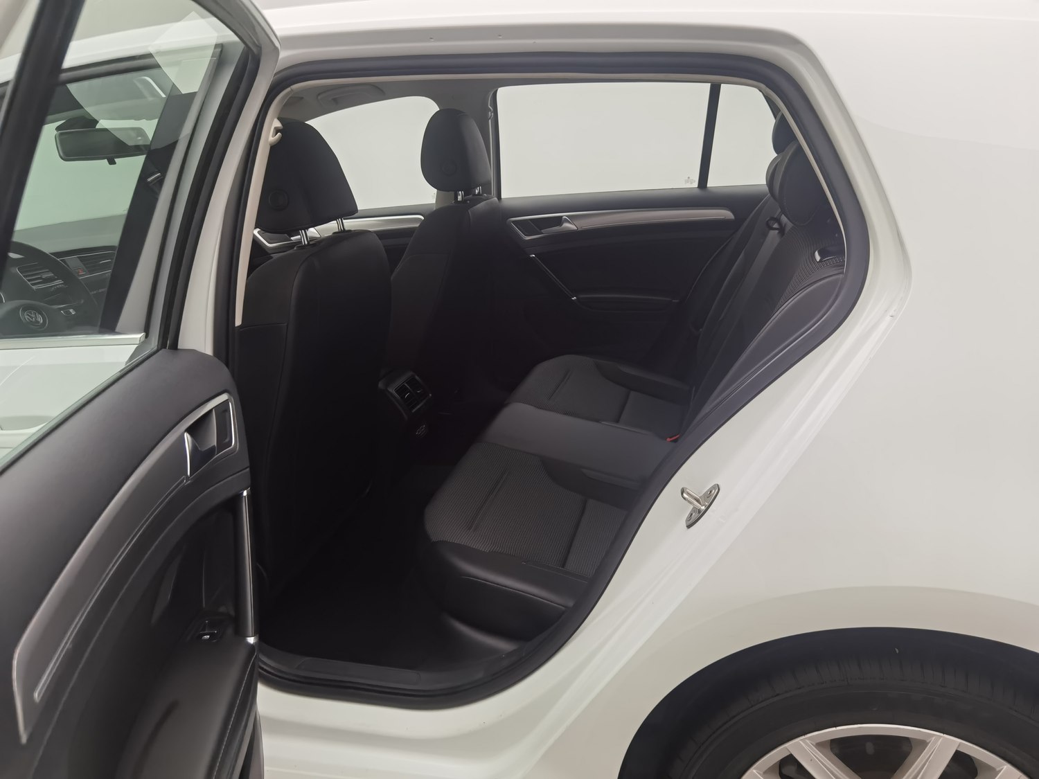 Used Volkswagen Golf 2019 1.4 AT