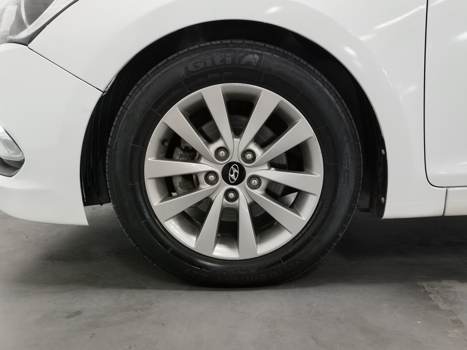 Used Hyundai Mistra 2014 1.8 AT