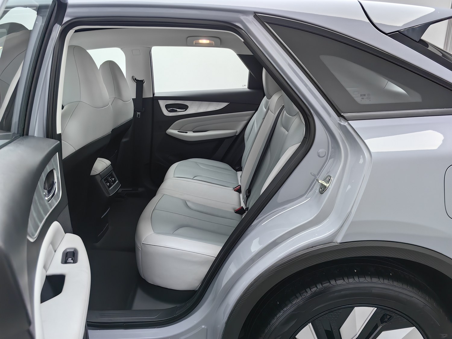 Used Venucia Grand V 2023 1.5 AT