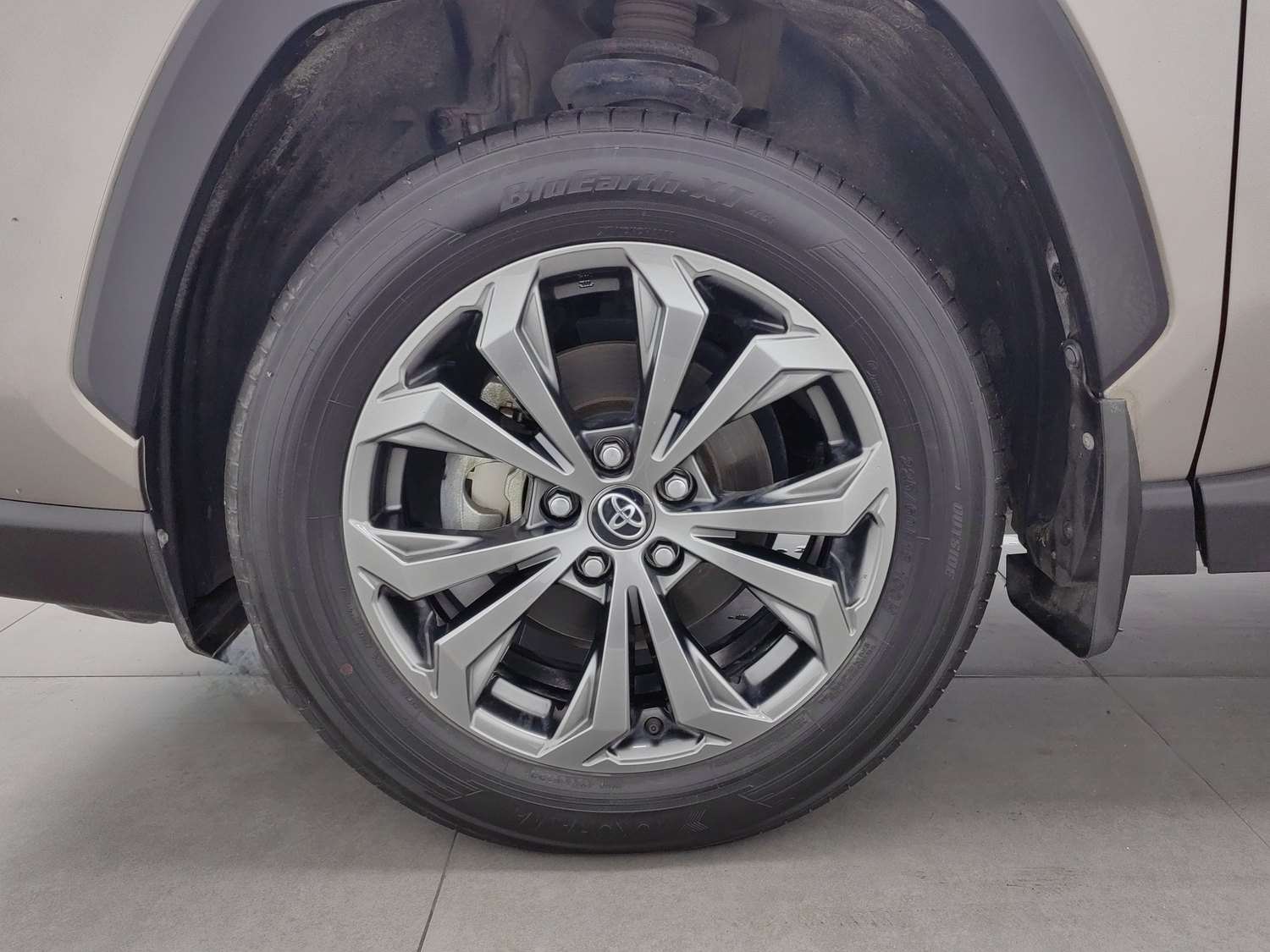 Used Toyota RAV4 2023 2.0 AT