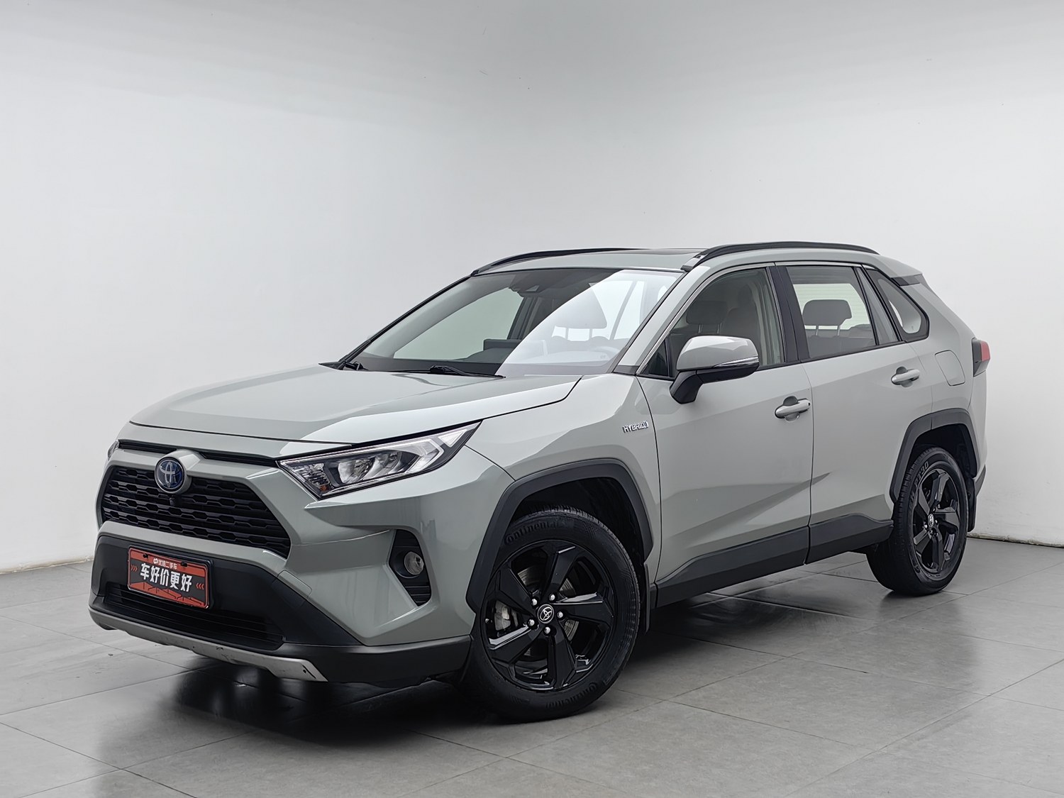 Used Toyota RAV4 2020 2.5 AT
