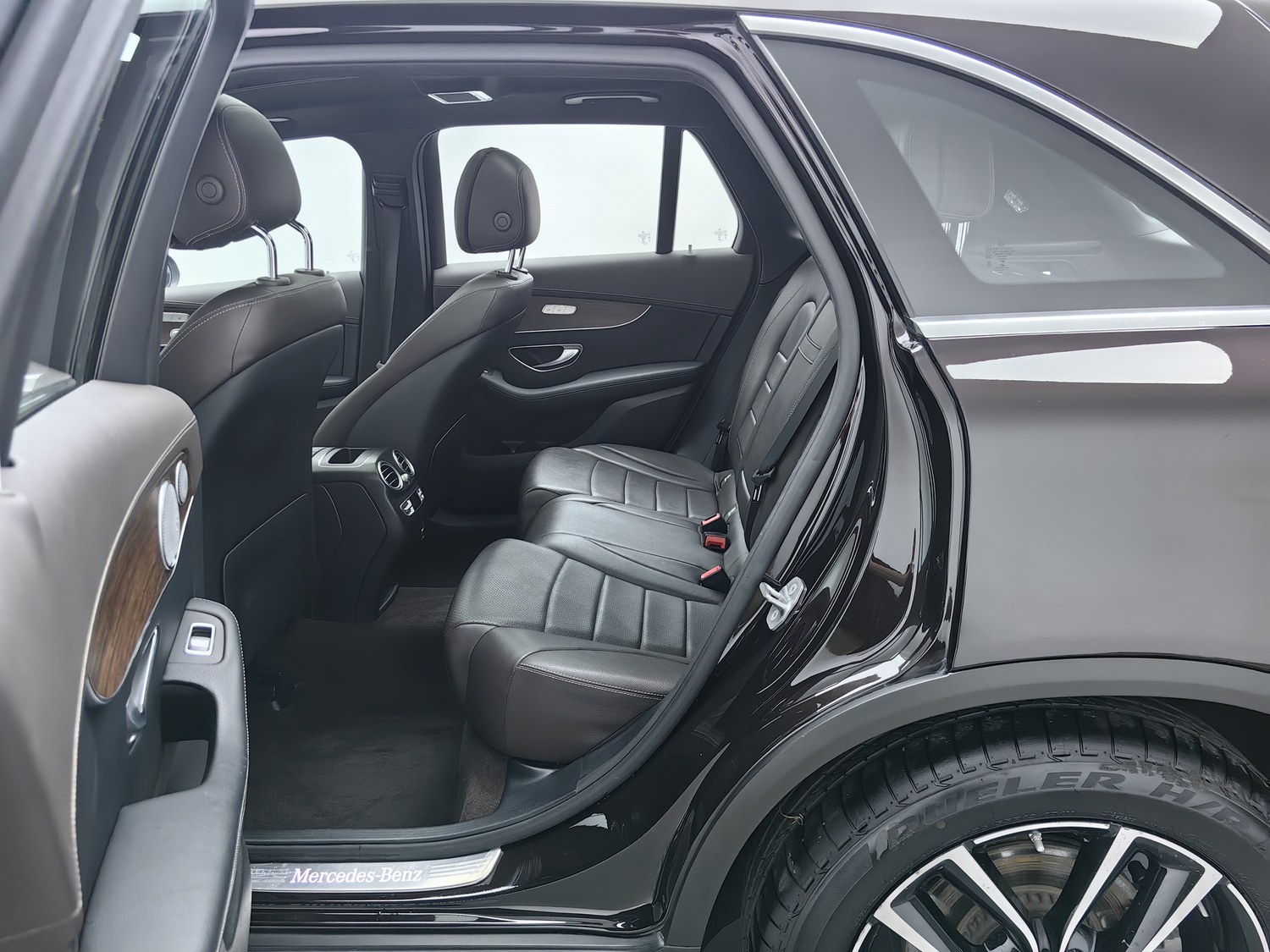 Used Mercedes-Benz GLC 2021 2.0 AT