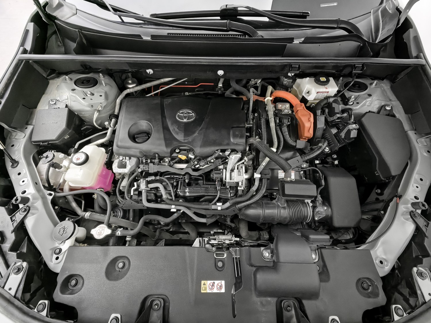 Used Toyota RAV4 2020 2.5 AT