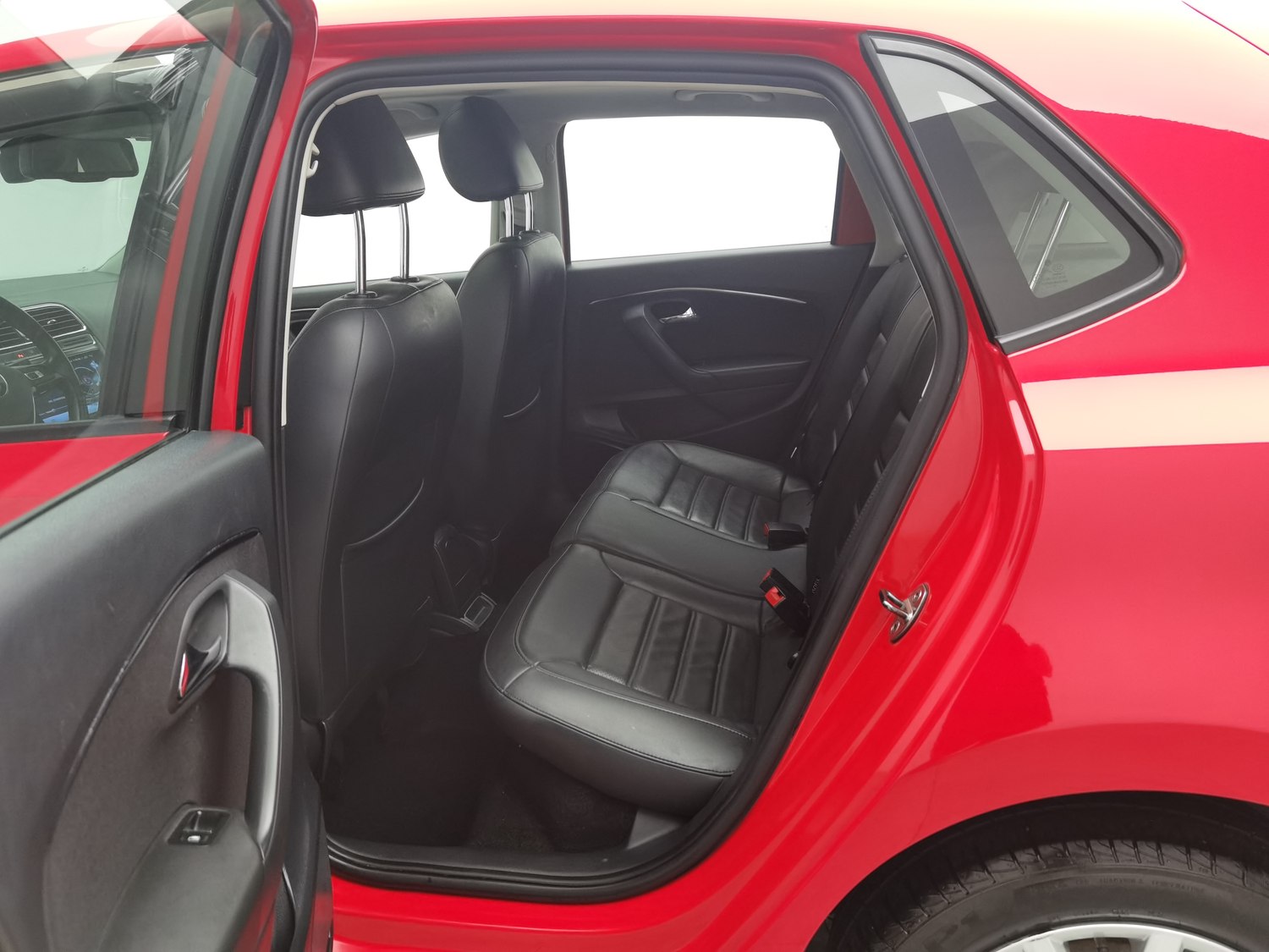 Used Volkswagen Polo 2016 1.6 AT