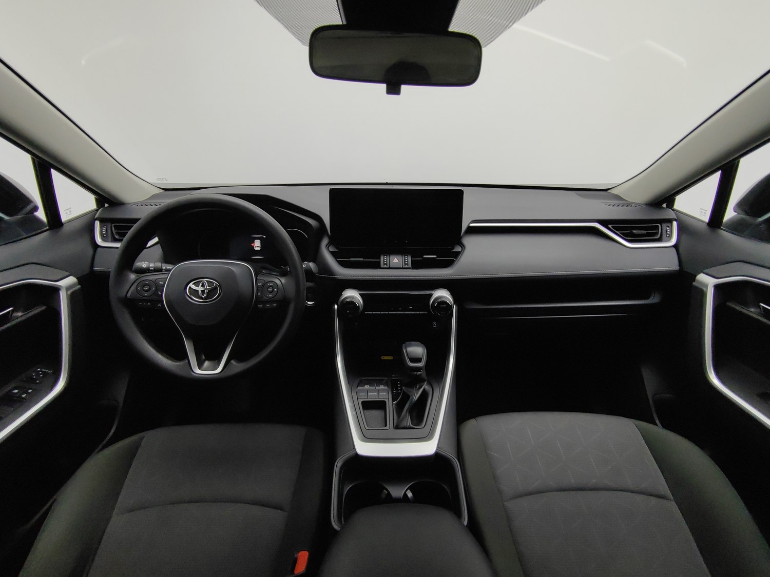 Used Toyota RAV4 2023 2.0 AT