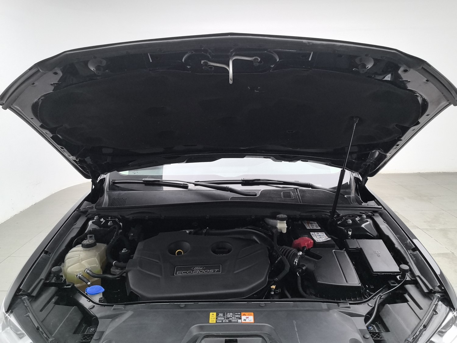 Used Ford Taurus 2017 2.0 AT