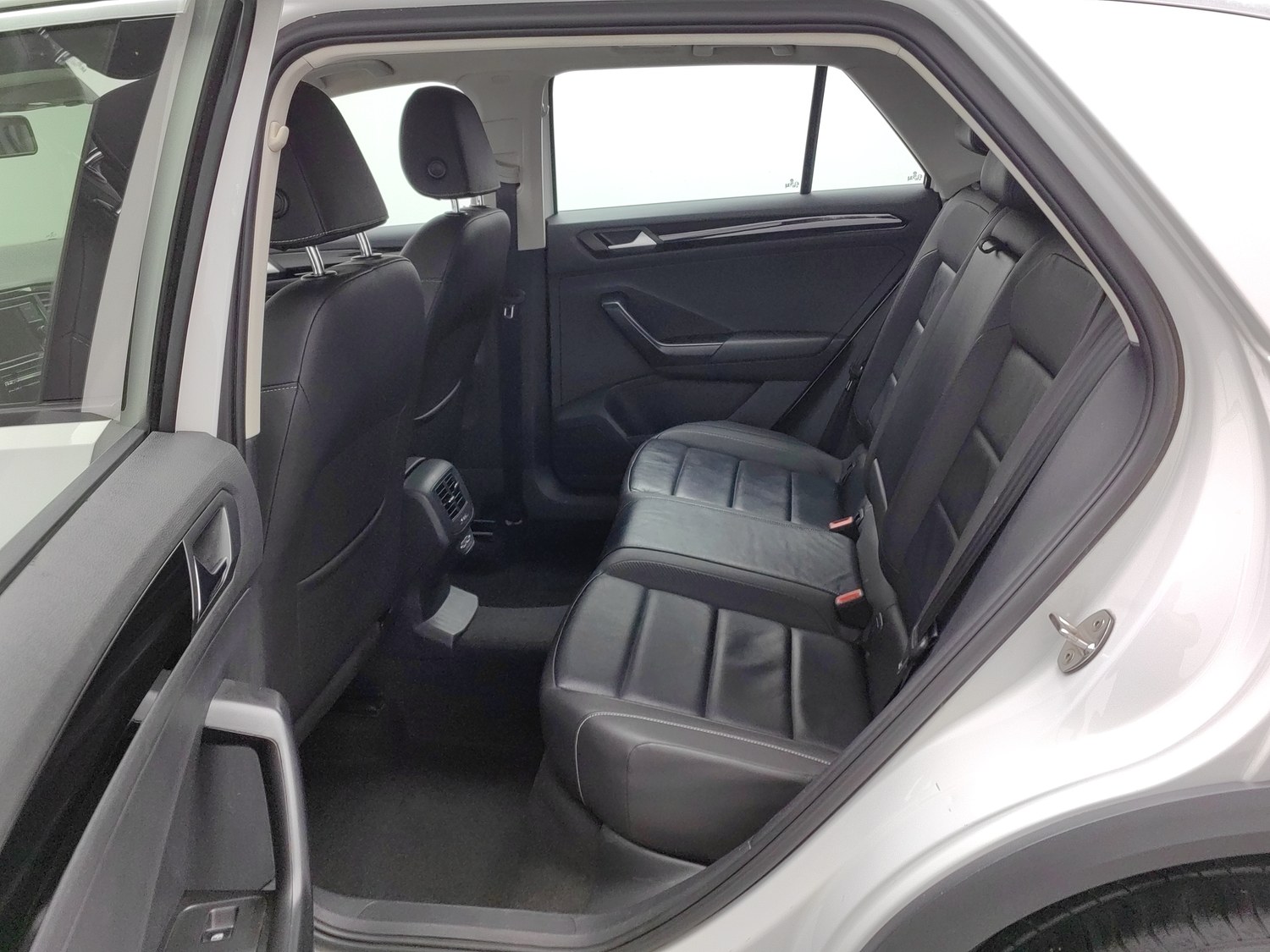Used Volkswagen T-Roc 2018 1.4 AT