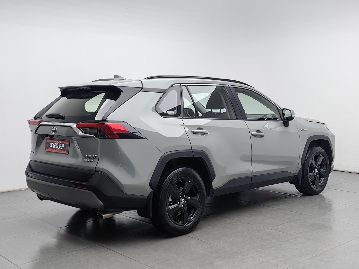 Used Toyota RAV4 2020 2.5 AT