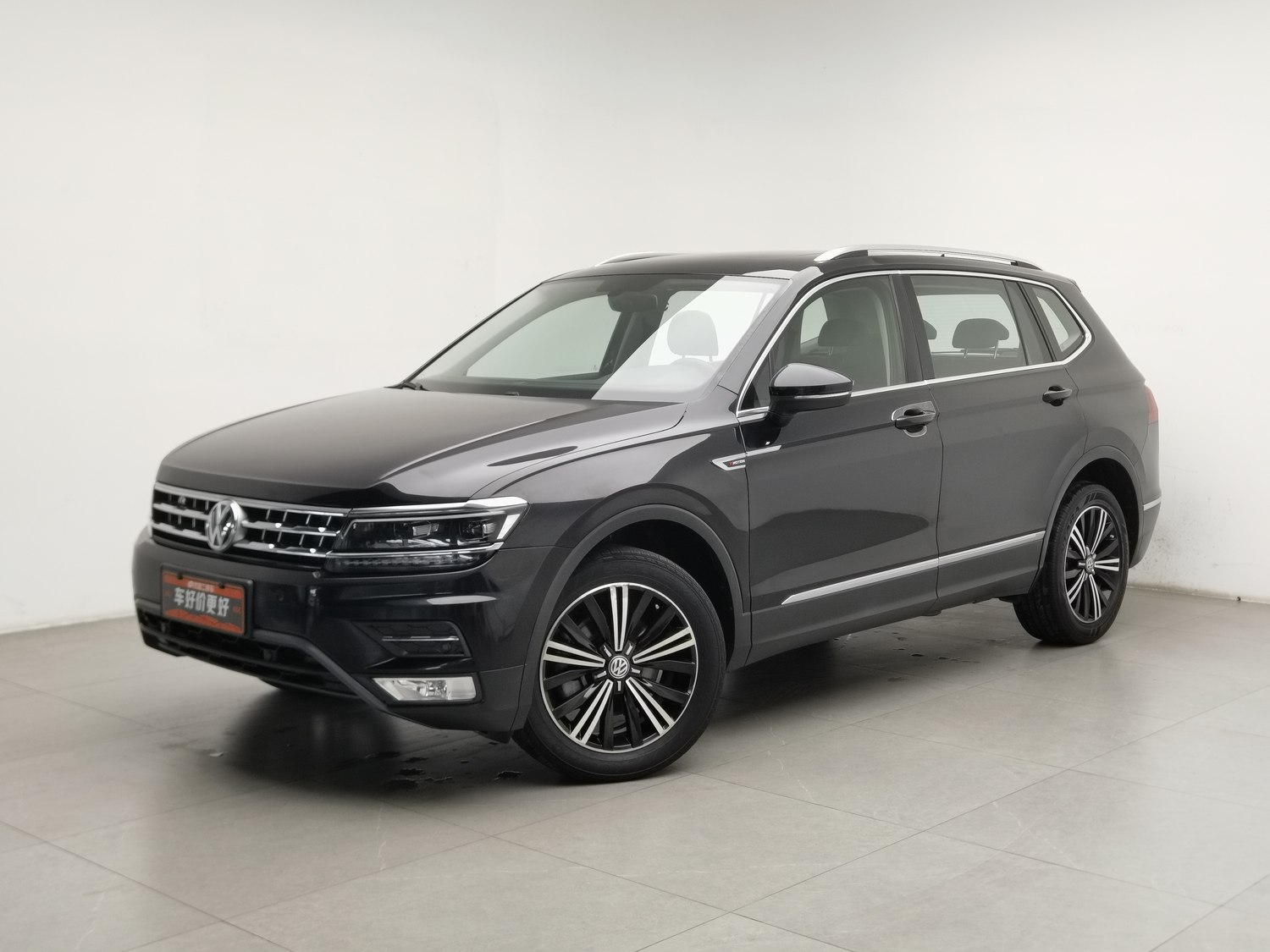 Used Volkswagen Tiguan L 2017 2.0 AT