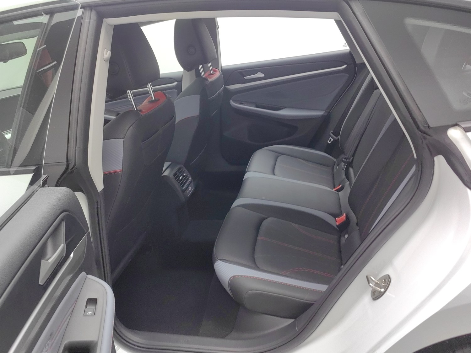 Used Volkswagen Lamando 2024 1.4 AT