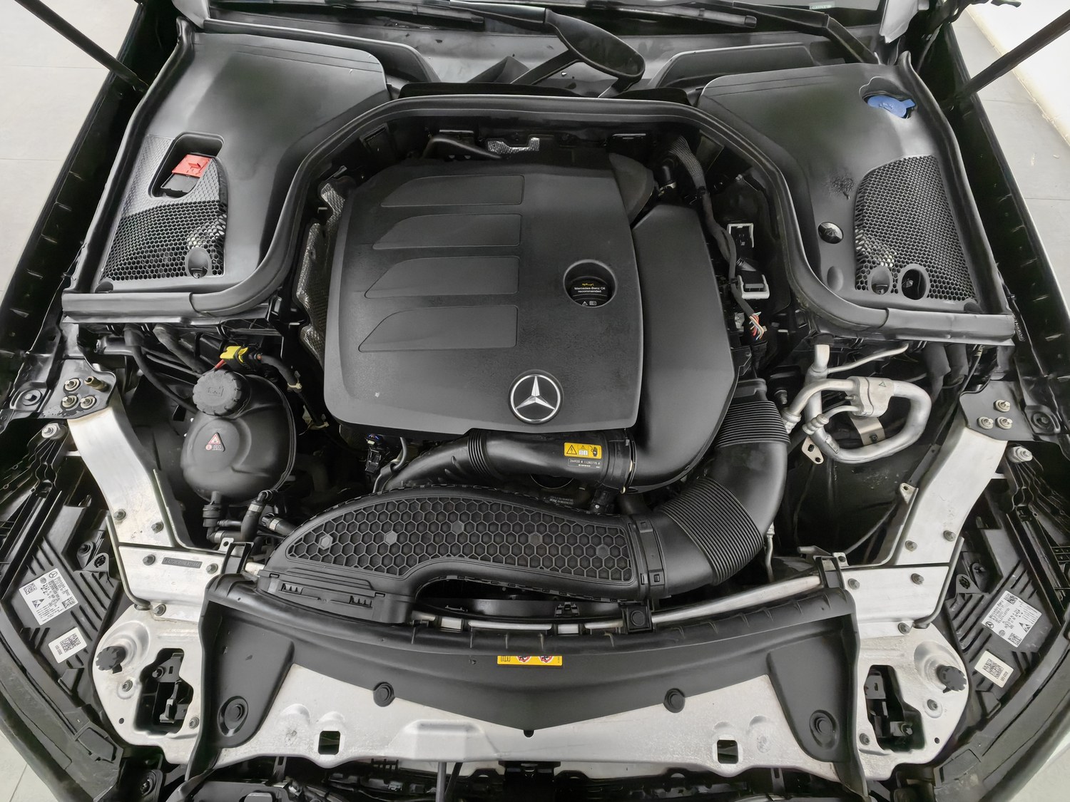 Used Mercedes-Benz E-Class 2022 2.0 AT