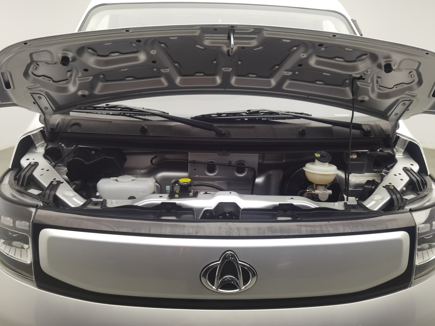 Used Changan Kaicene 睿行EM80 2025