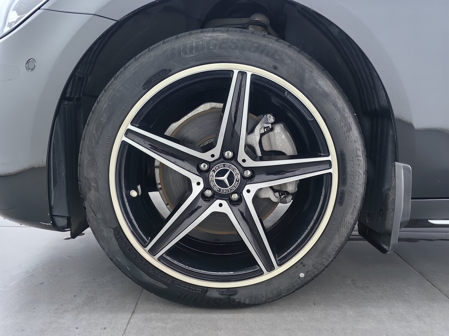 Used Mercedes-Benz E-Class 2022 2.0 AT