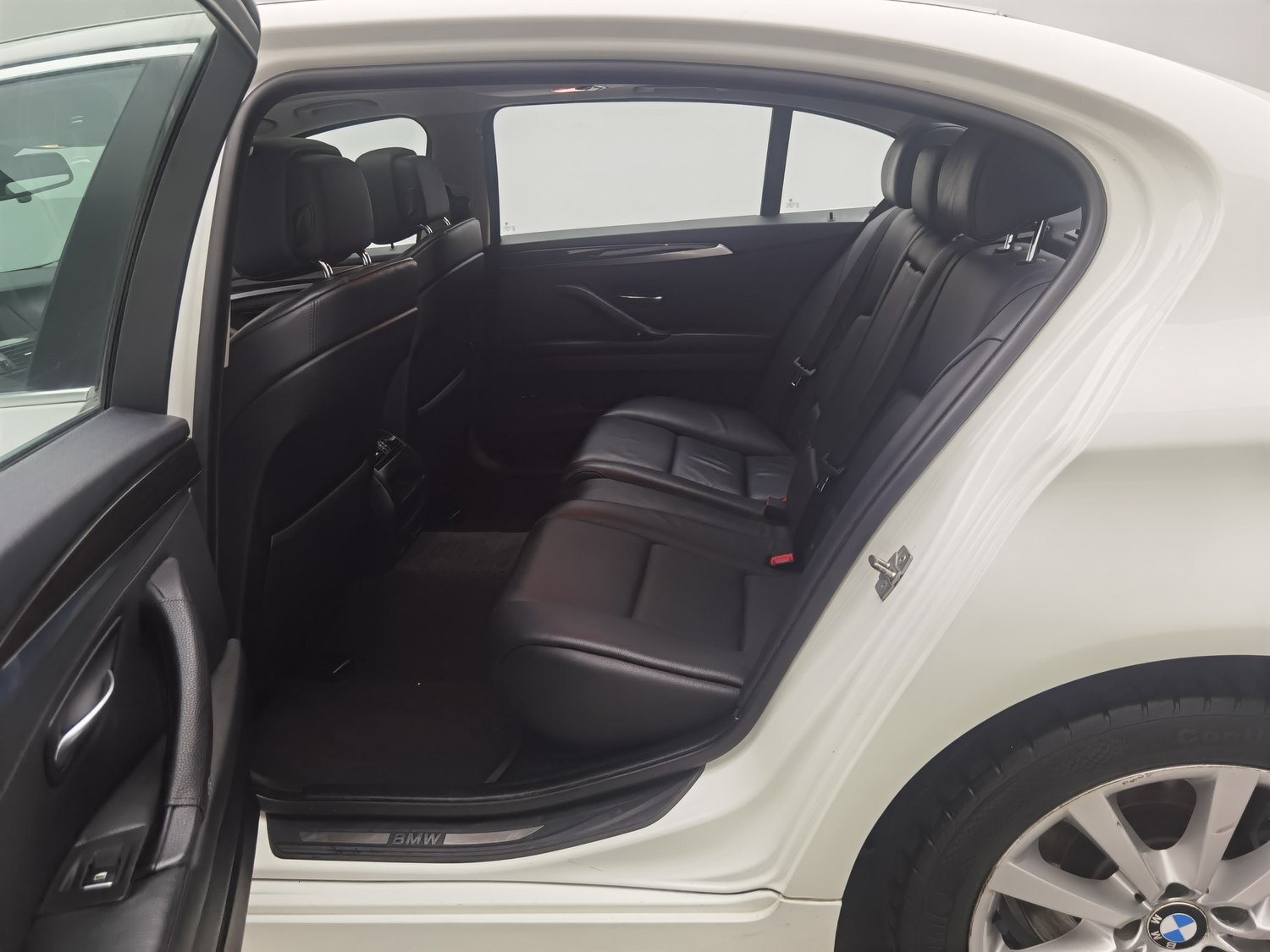 Used BMW 5 Series 2013 3.0 AT