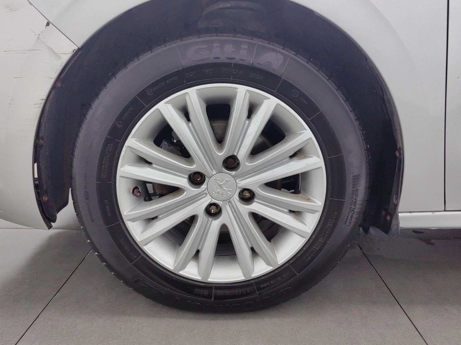 Used Peugeot 301 2014 1.6 AT