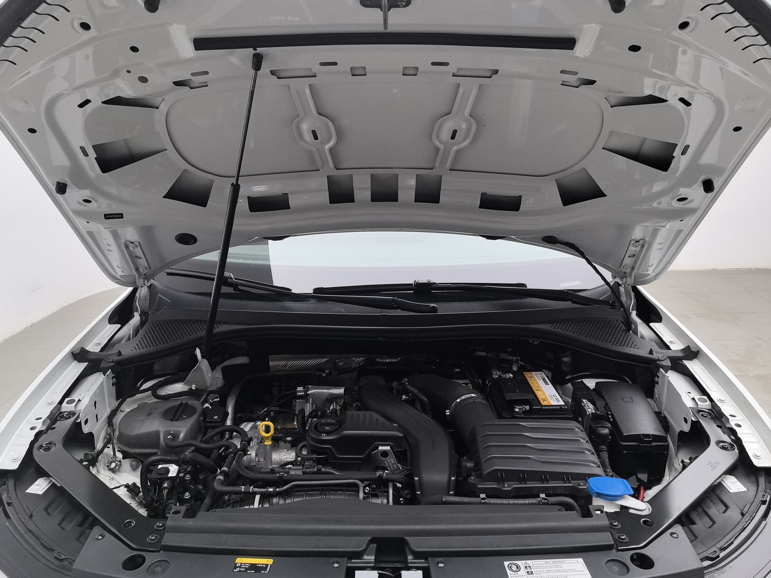 Used Volkswagen Tiguan L 2024 1.5 AT