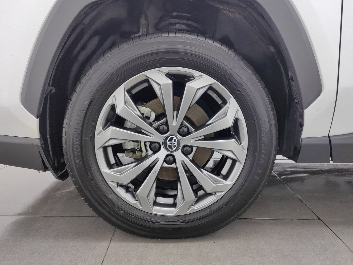 Used Toyota RAV4 2023 2.5 AT