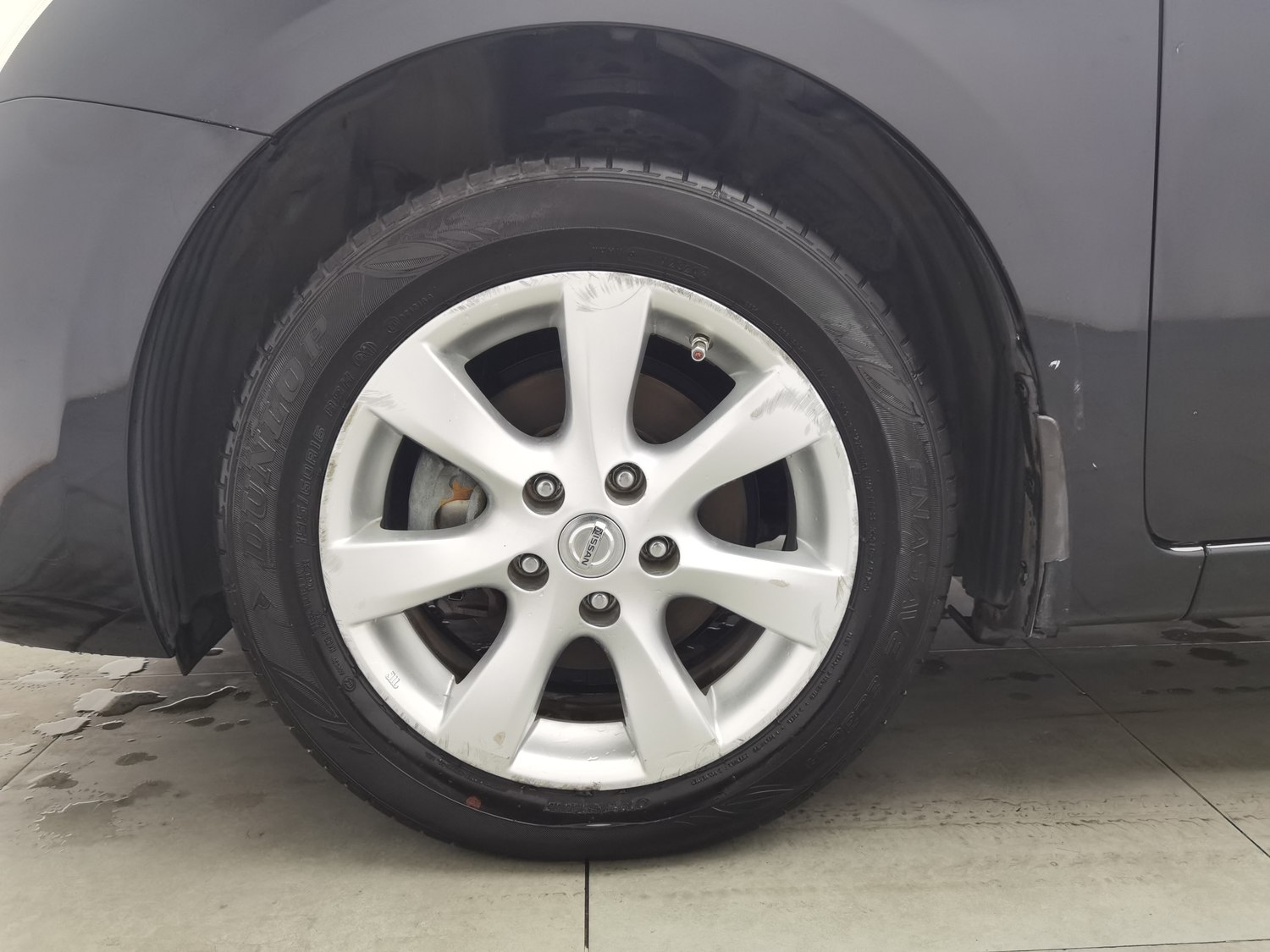 Used Nissan Tiida 2011 1.6 AT