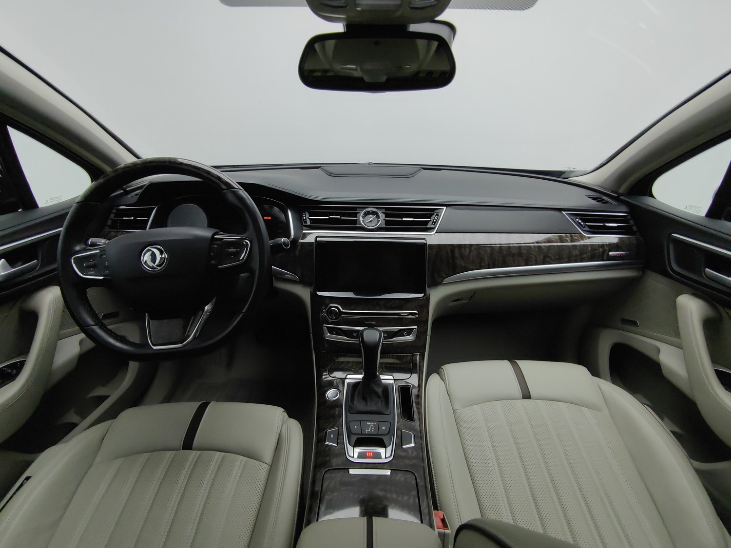 Used Dongfeng Aeolus A9 2016 1.8 AT