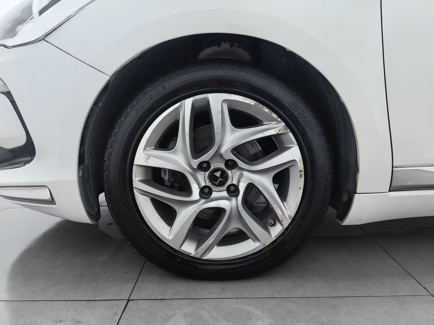 Used DS DS 5 2013 1.6 AT