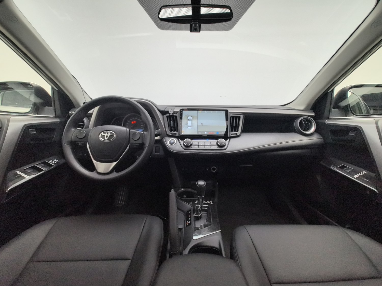 Used Toyota RAV4 2016 2.0 AT
