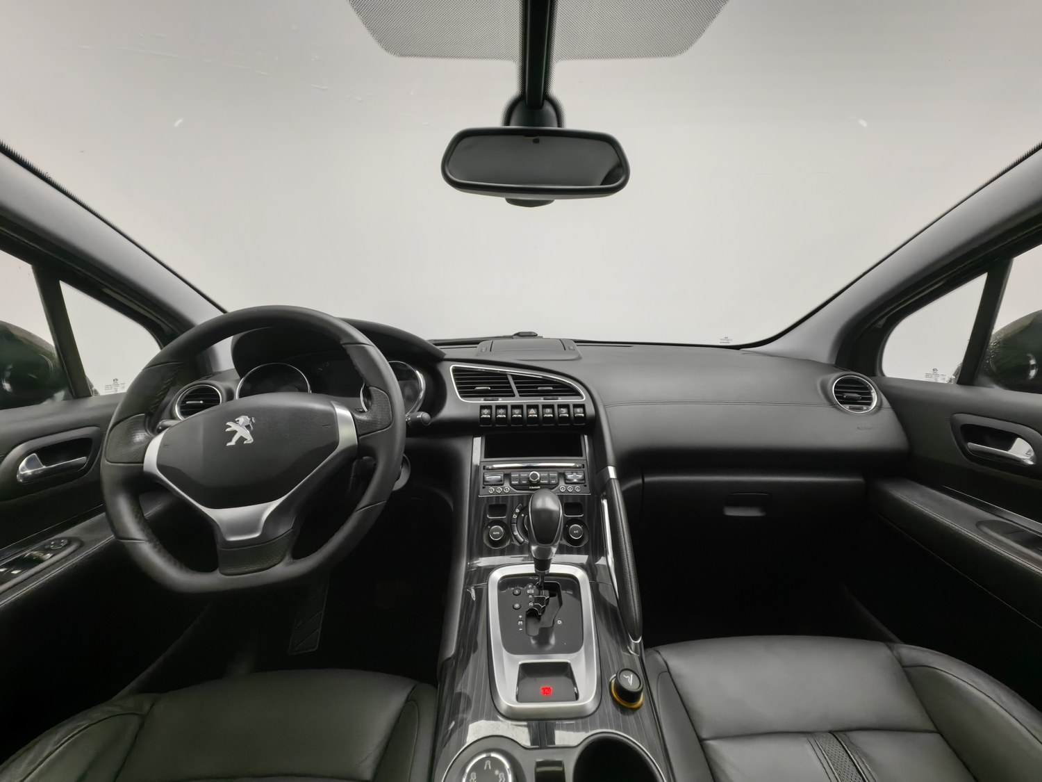 Used Peugeot 3008 2013 1.6 AT