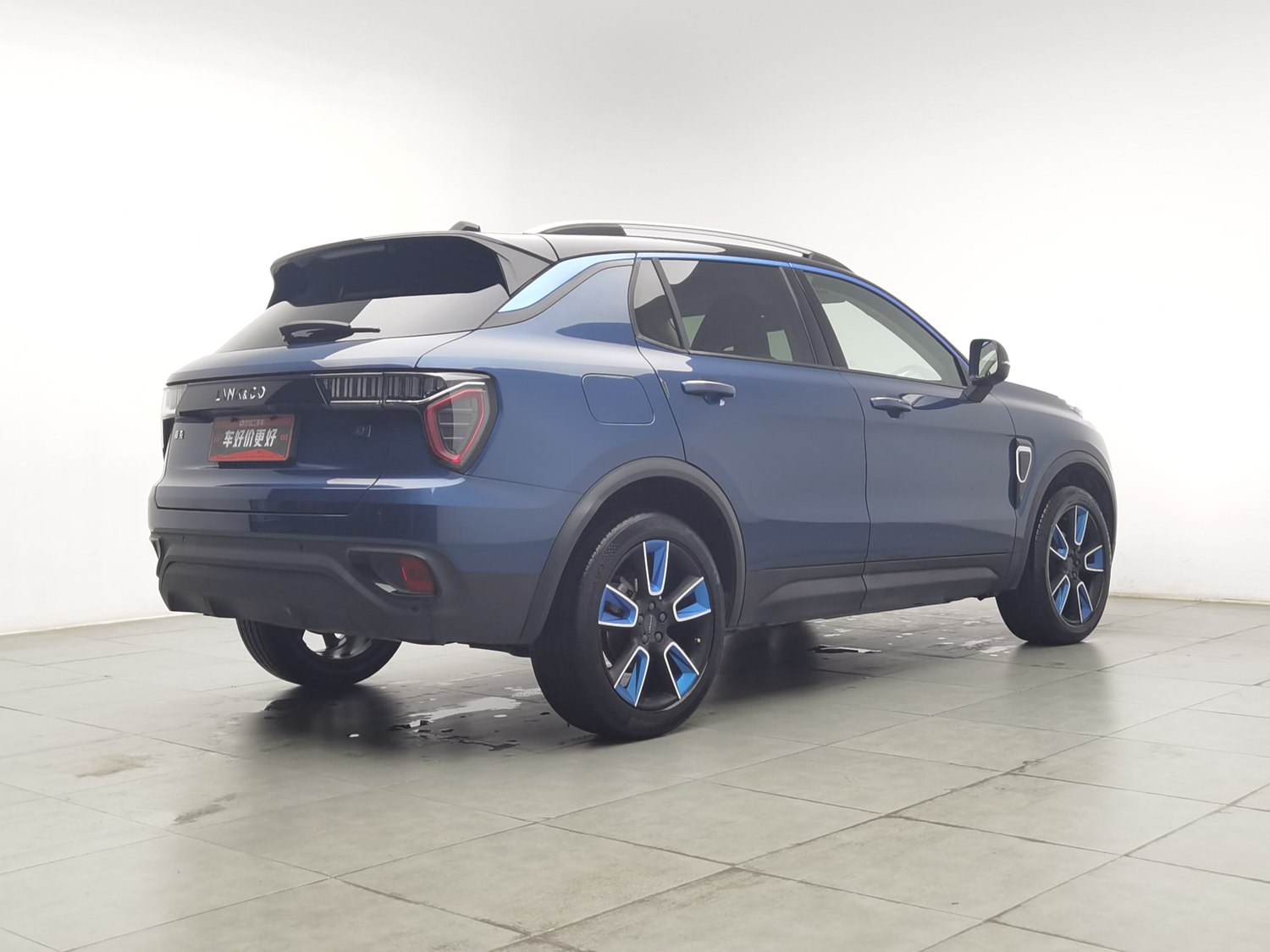 Used Lynk & Co 01 2017 2.0 AT