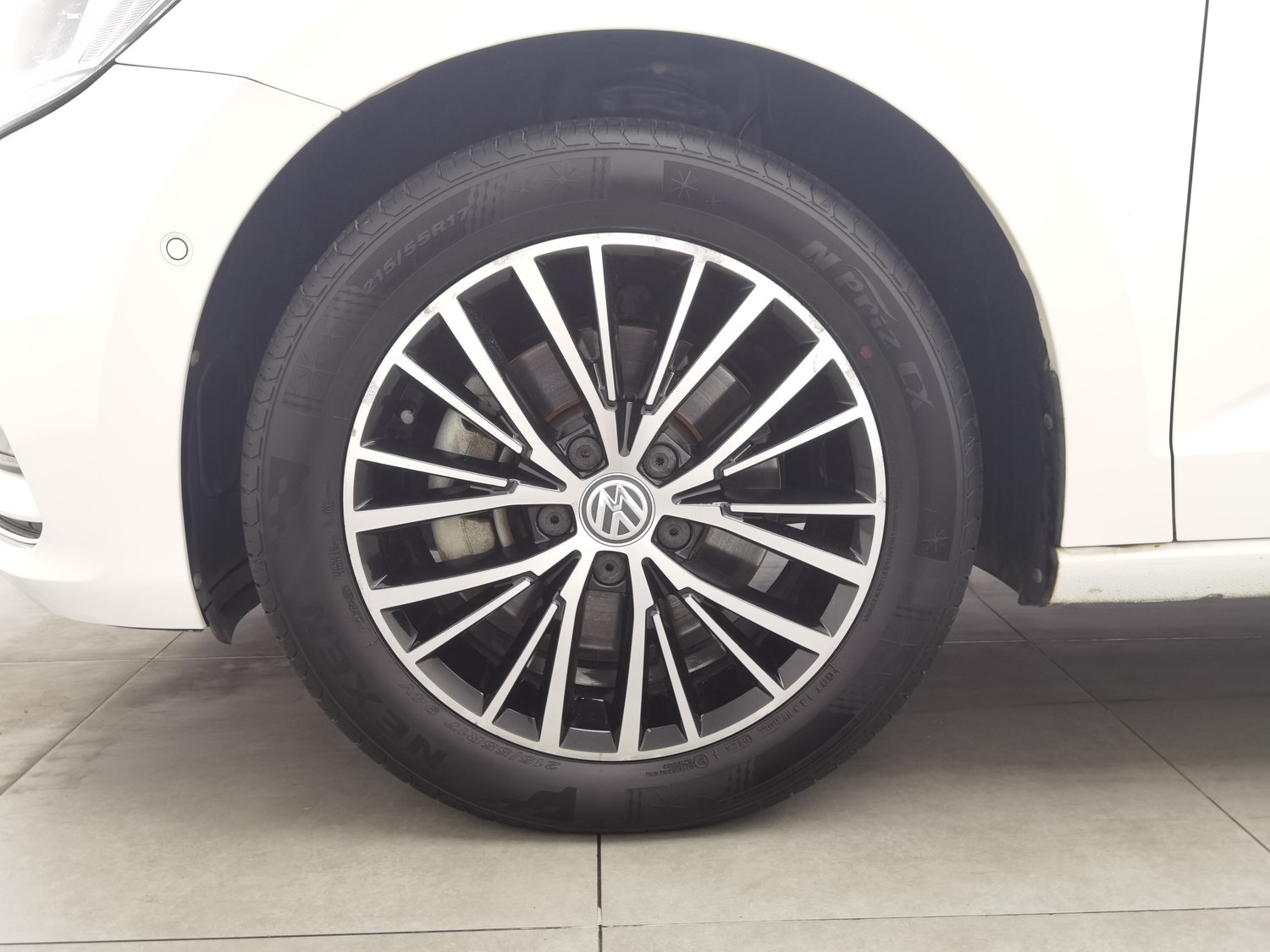 Used Volkswagen Touran 2018 1.4 AT