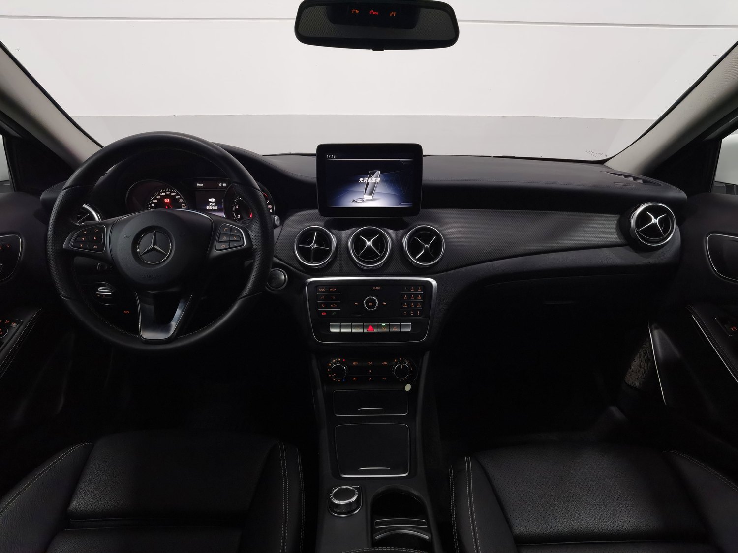 Used Mercedes-Benz GLA 2018 1.6 AT