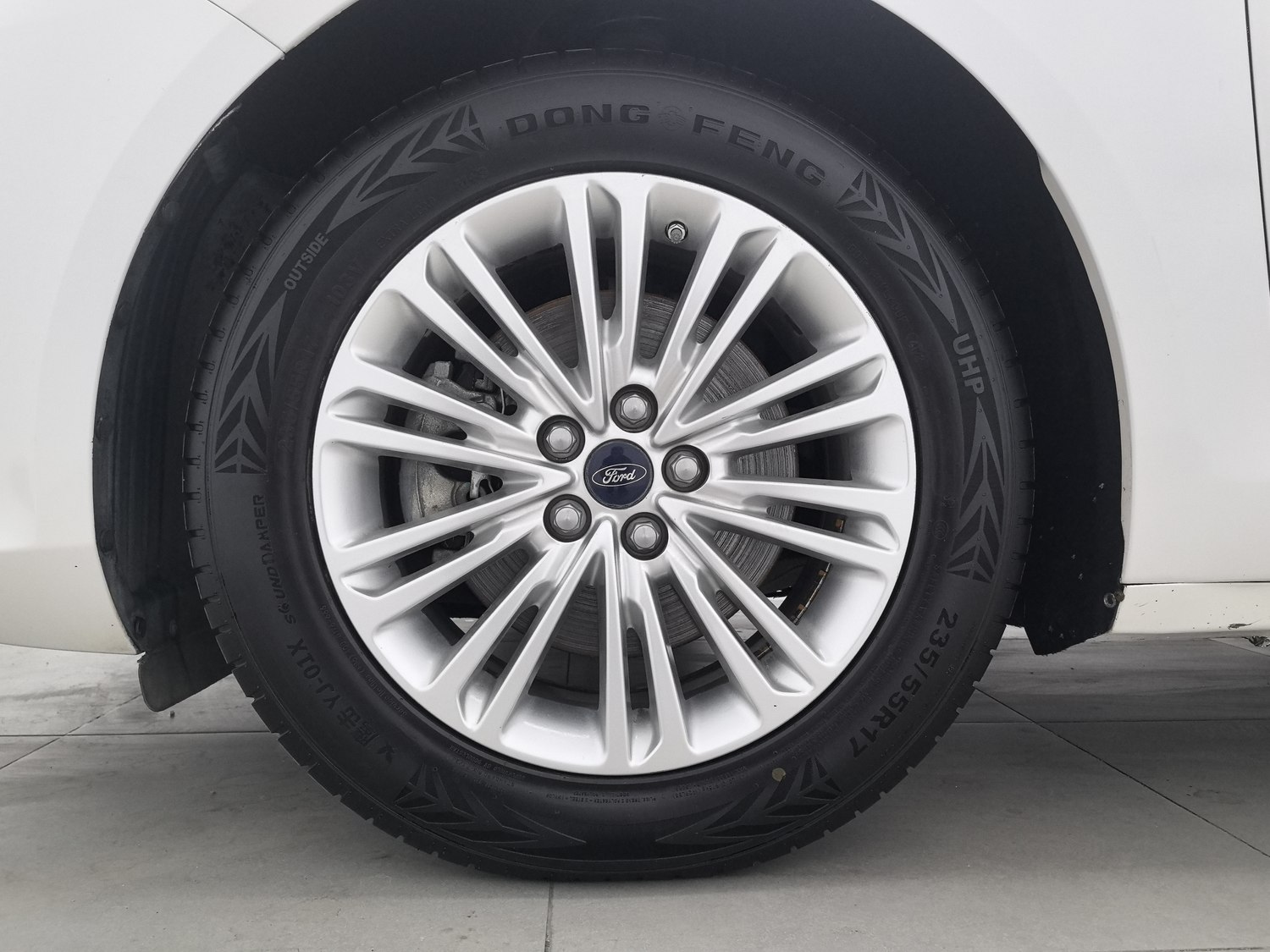 Used Ford Taurus 2015 2.0 AT
