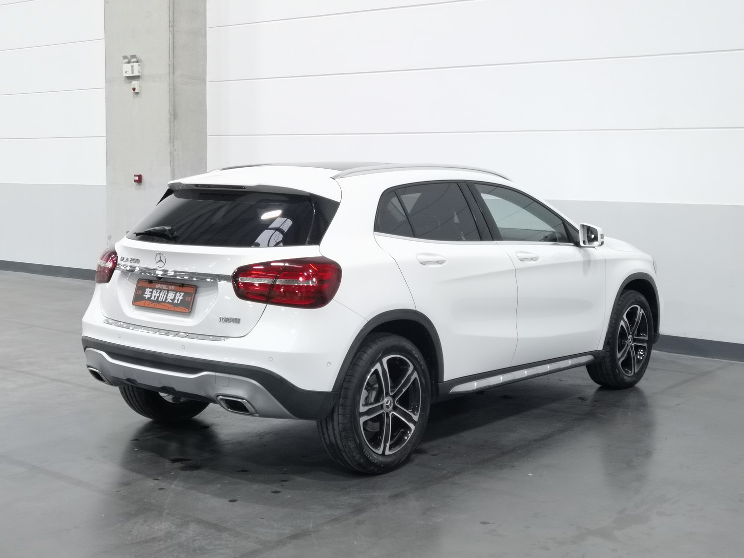 Used Mercedes-Benz GLA 2018 1.6 AT