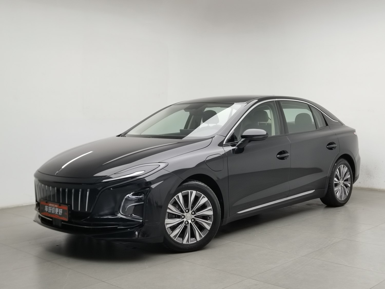 Used Hongqi E-QM5 2022