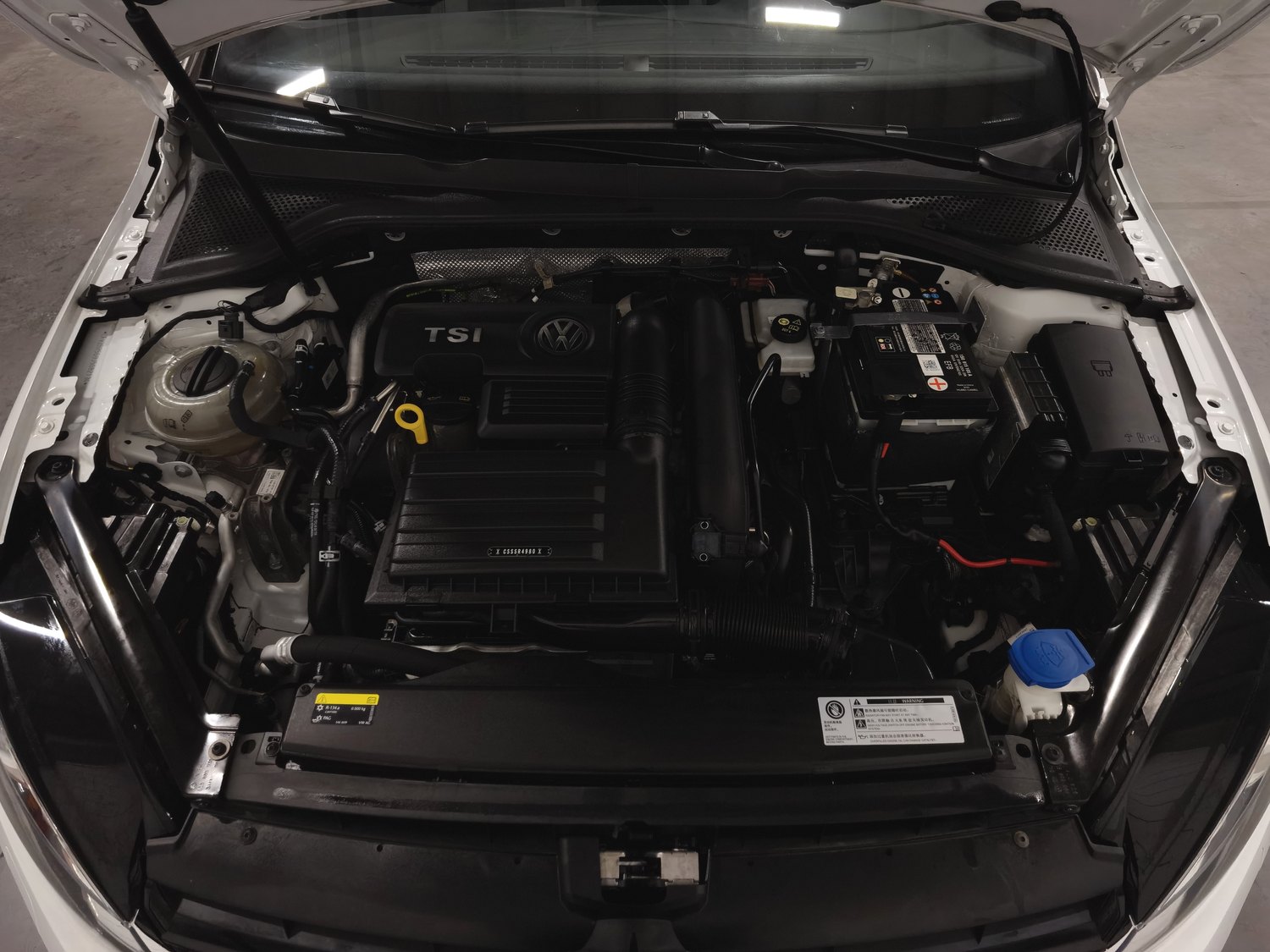 Used Volkswagen Golf 2018 1.4 AT