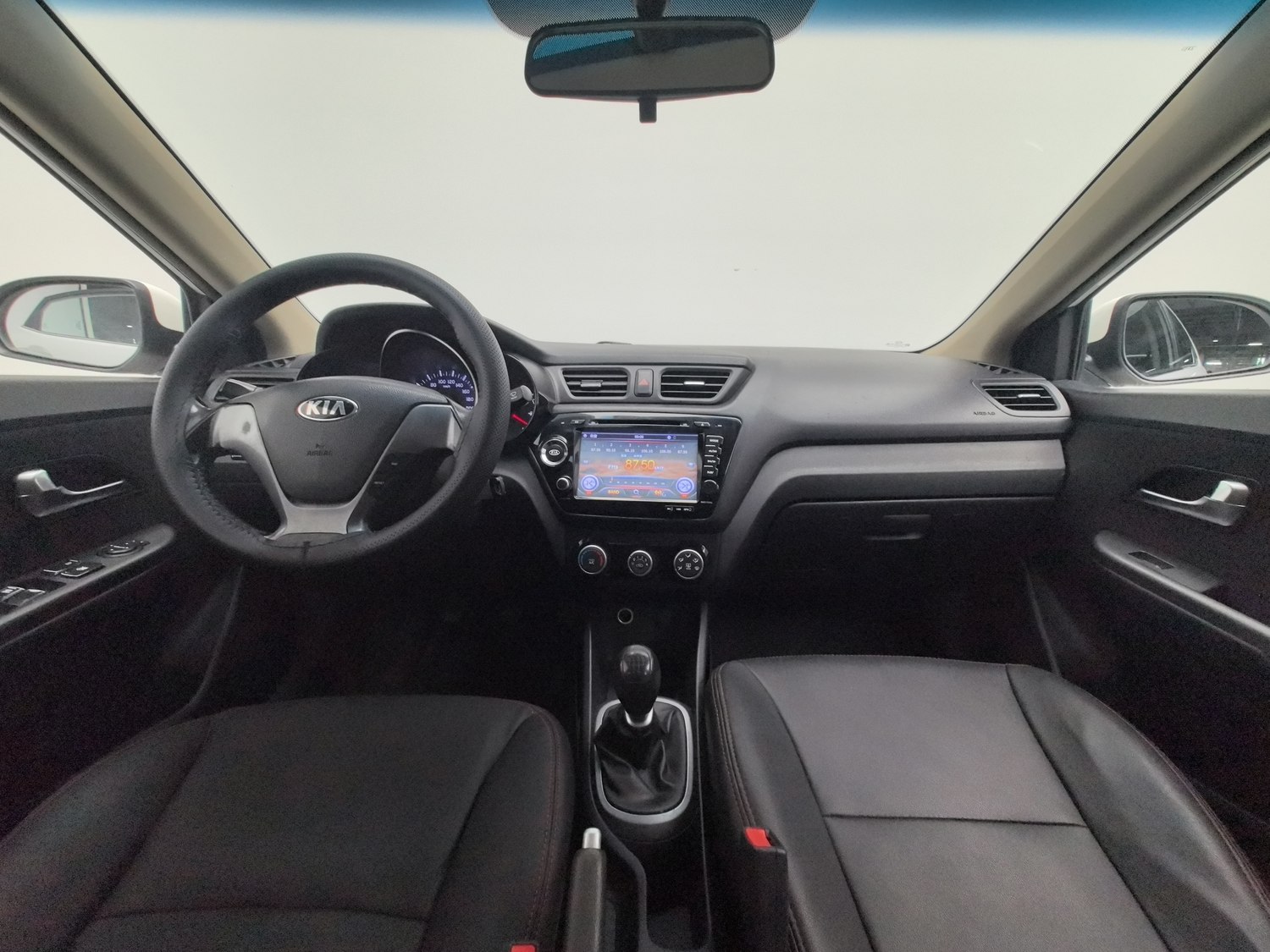 Used Kia K2 2015 1.4 MT