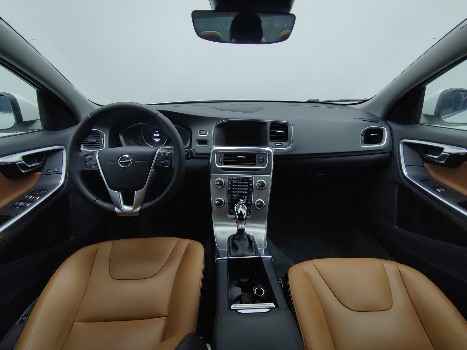 Used Volvo S60 2019 2.0 AT