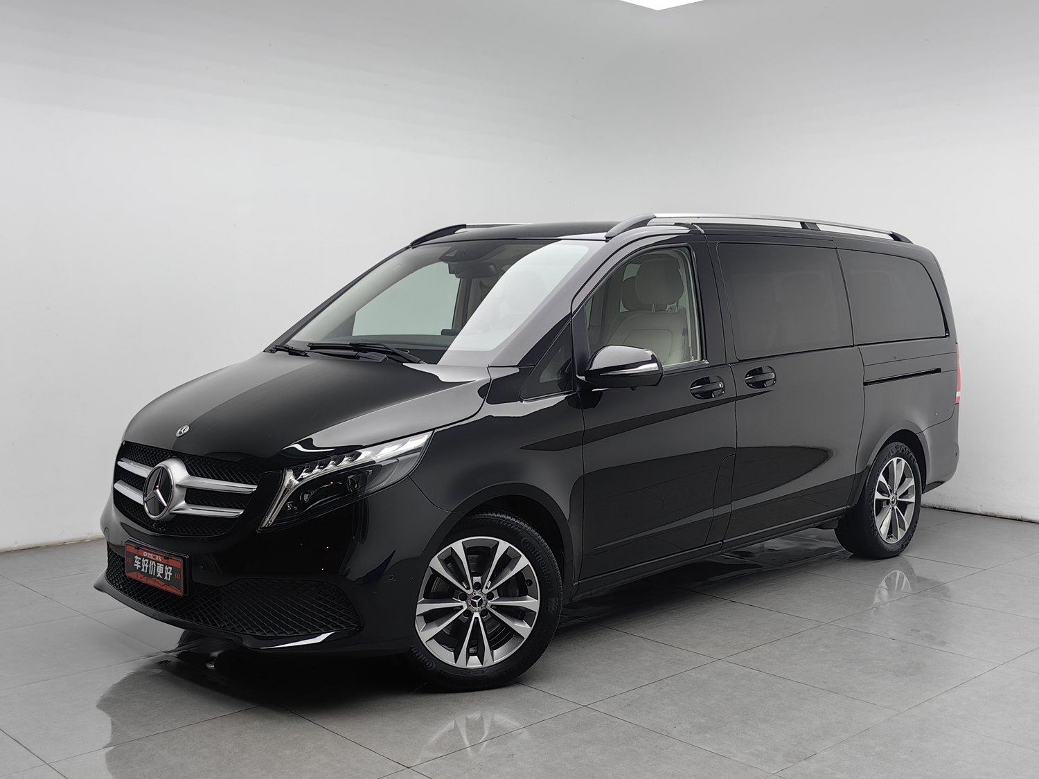 Used Mercedes-Benz V-Class 2022 2.0 AT