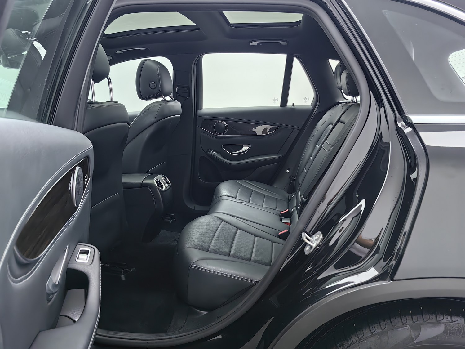 Used Mercedes-Benz GLC 2019 2.0 AT
