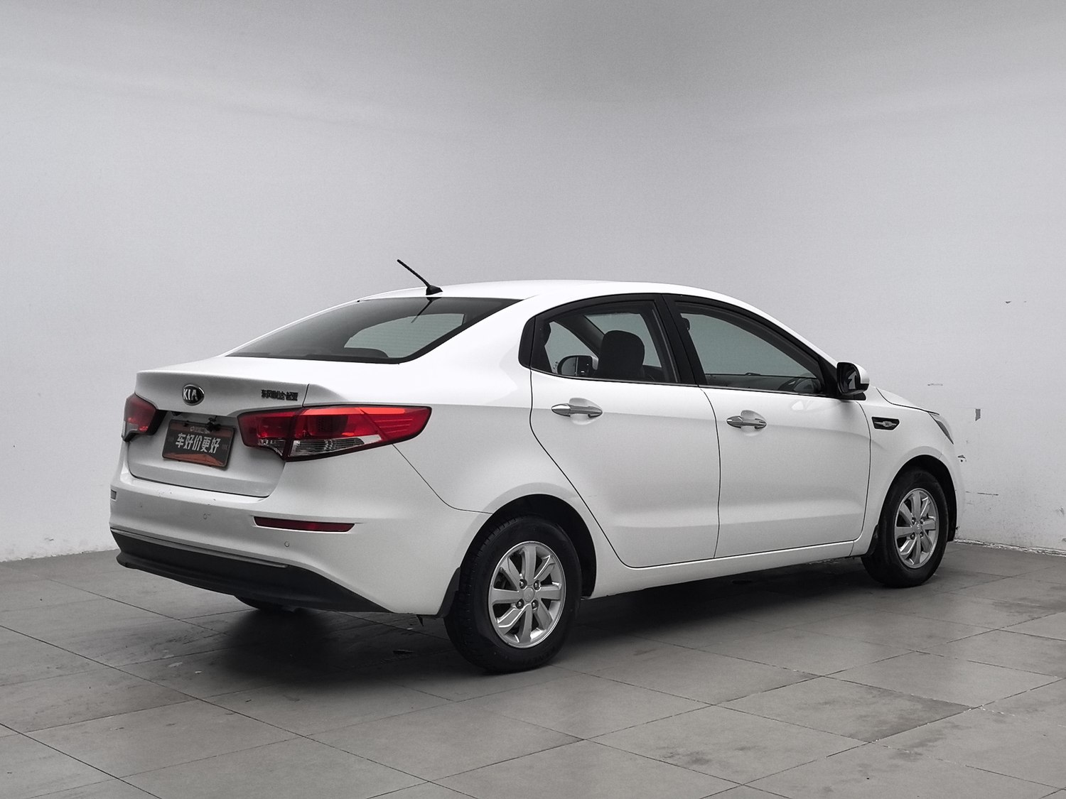 Used Kia K2 2015 1.4 MT