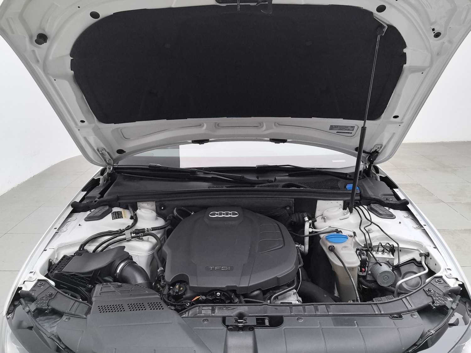 Used Audi A4L 2015 2.0 AT