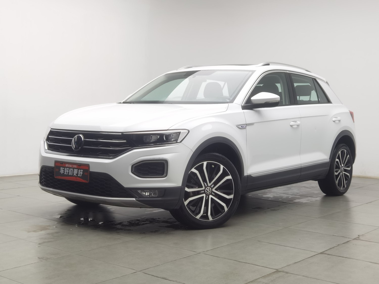 Used Volkswagen T-Roc 2021 1.4 AT