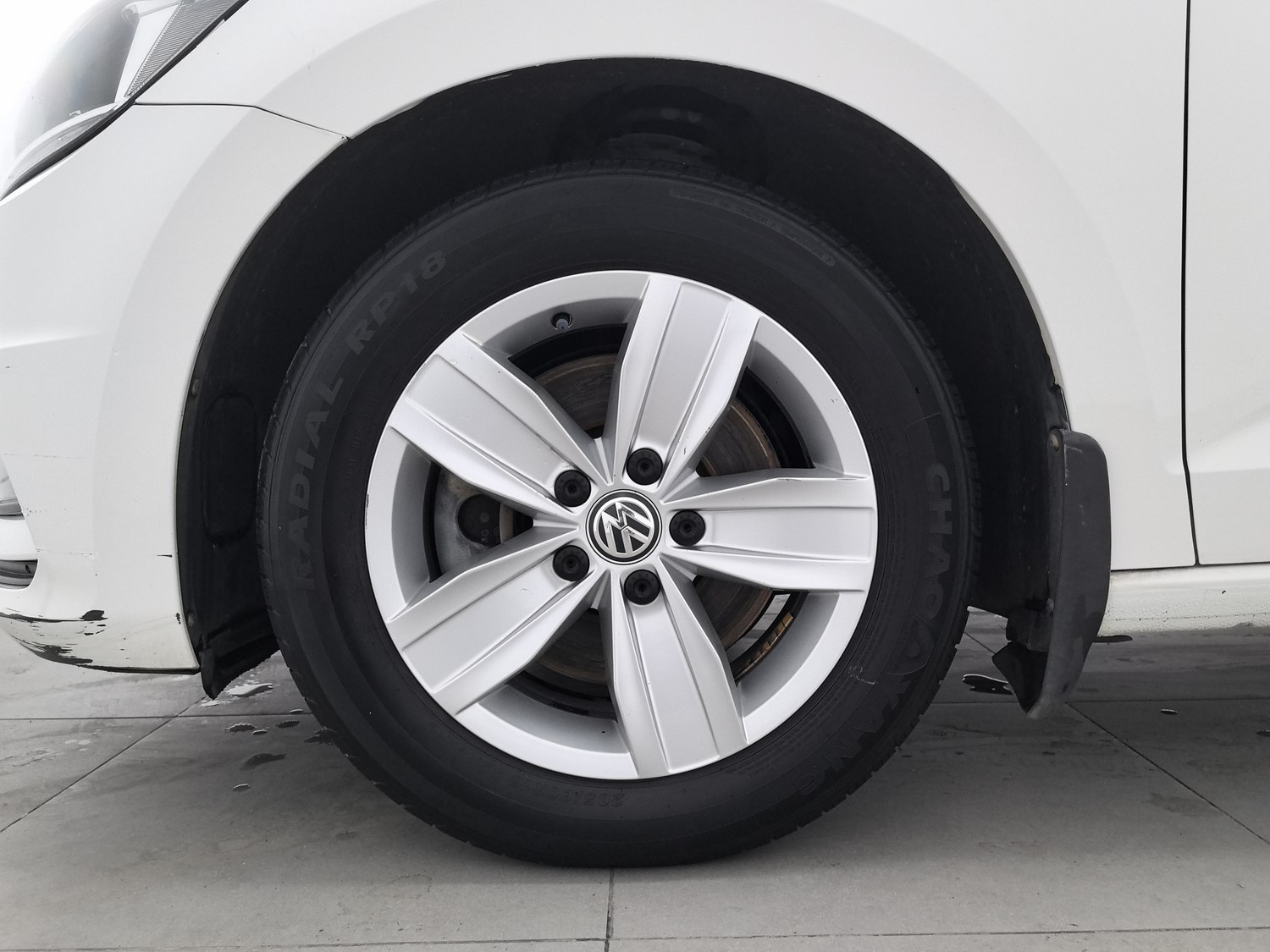 Used Volkswagen Touran 2016 1.4 MT