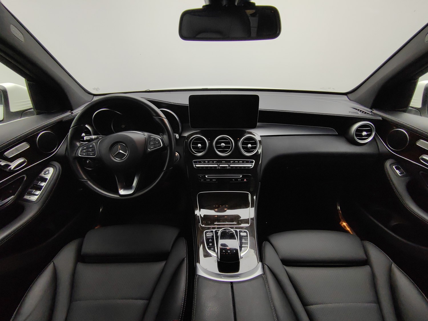 Used Mercedes-Benz GLC 2018 2.0 AT