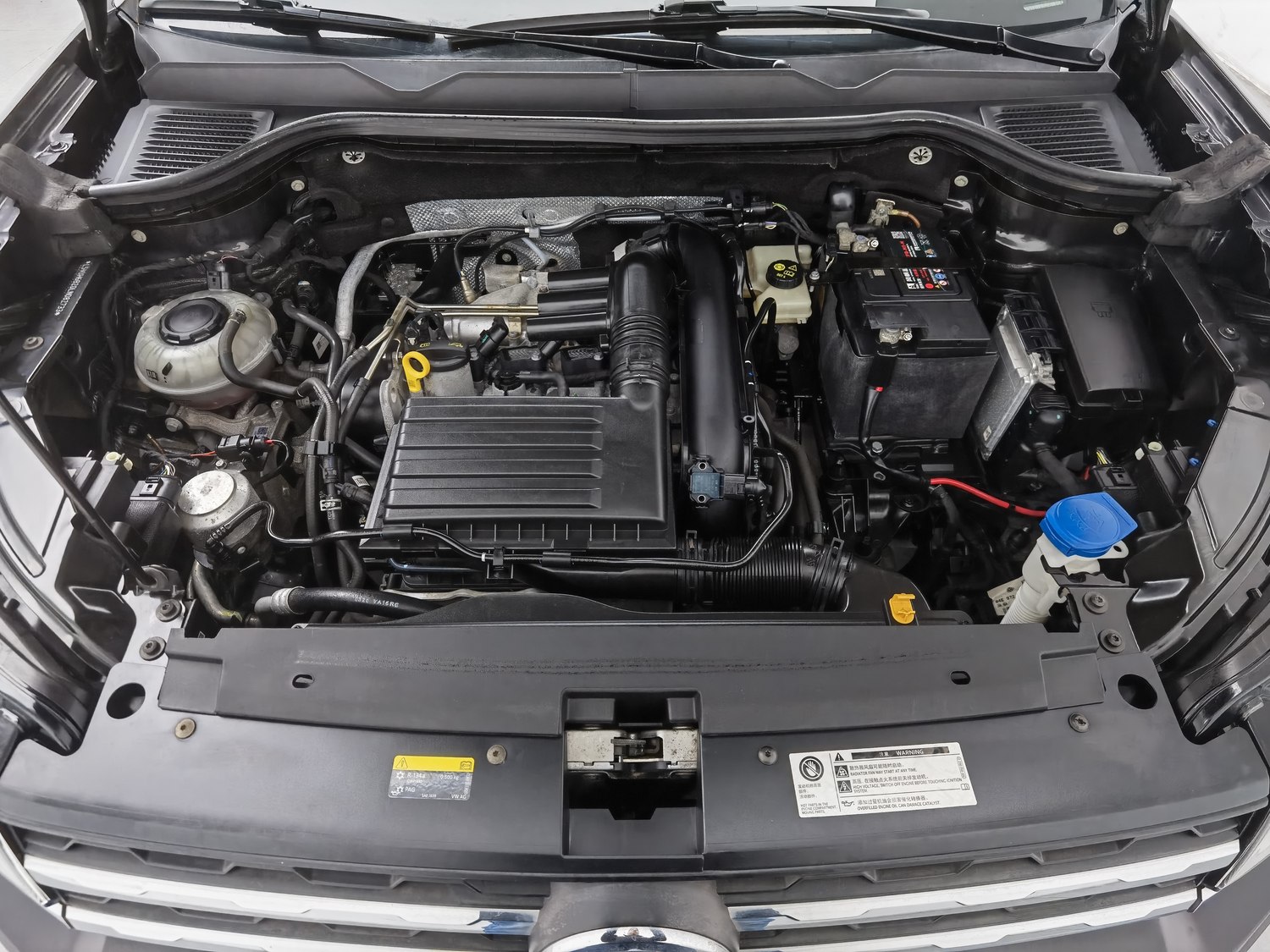 Used Volkswagen Tharu L 2021 1.4 AT